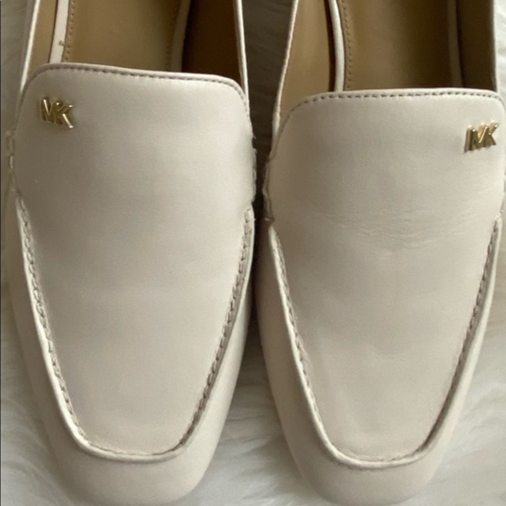 Michael Michael Kors NWT
Michael Michael Kors Loafers
